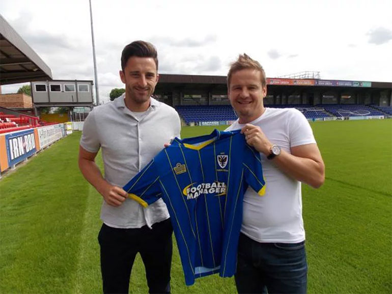 Chris Whelpdale signs for AFC Wimbledon