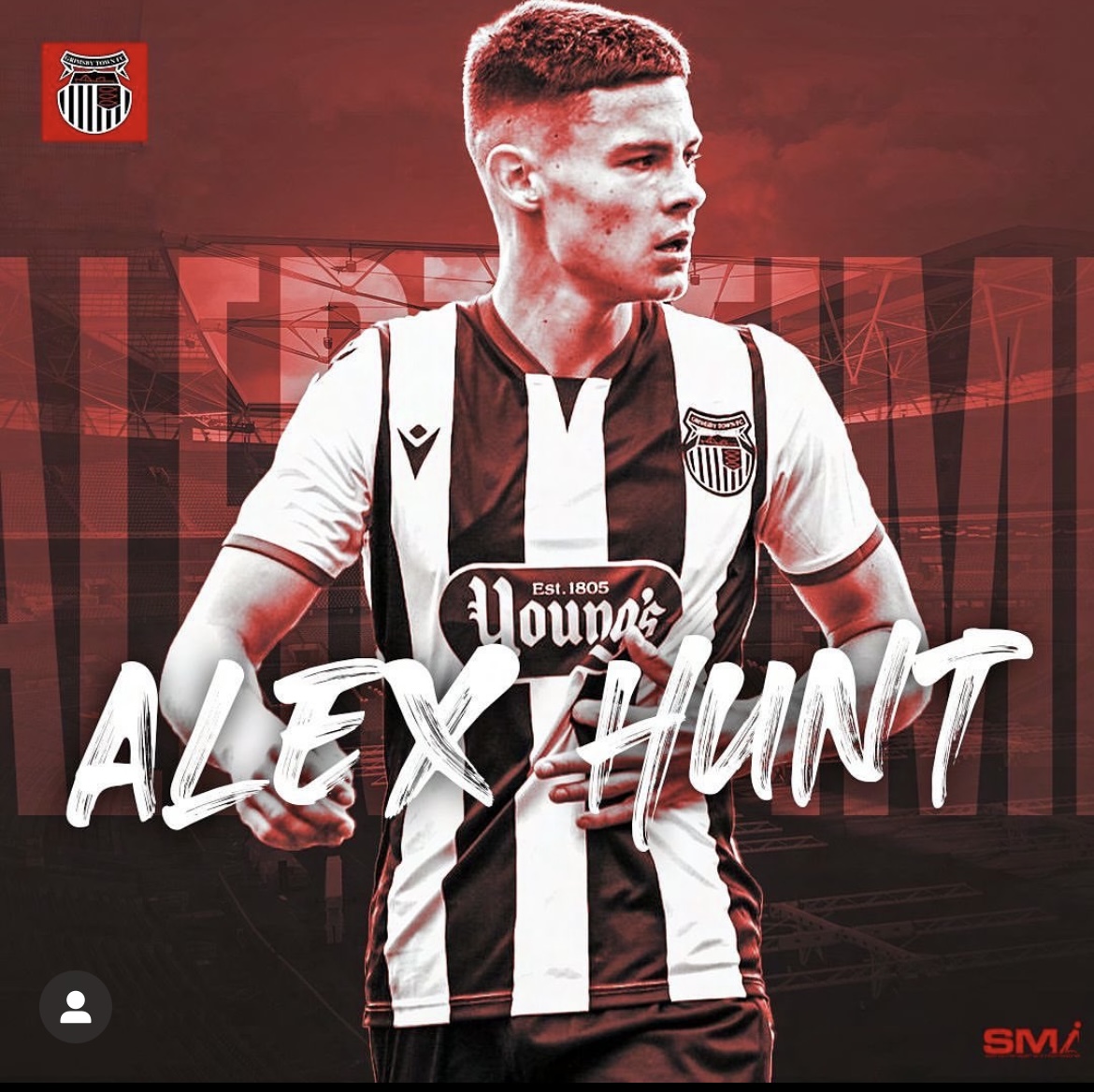 Alex Hunt signs for Grimsby